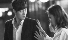 穿越到娱乐圈吃瓜双男主小说,吃瓜日常与甜蜜逆袭