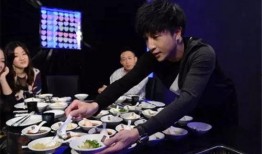 娱乐圈吃瓜节是真的吗,揭秘真相还是一场炒作？